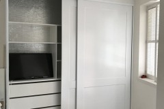 Sliderobes_polyurethane-wardrobe_chatswood